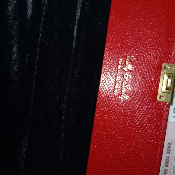 Scully & Scully wallet with heat stamp initials - Picture 6 of 8